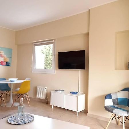 Apartamento (C4) Blue -Spacious 1bdr corner flat/balcony/view Atenas Exterior foto