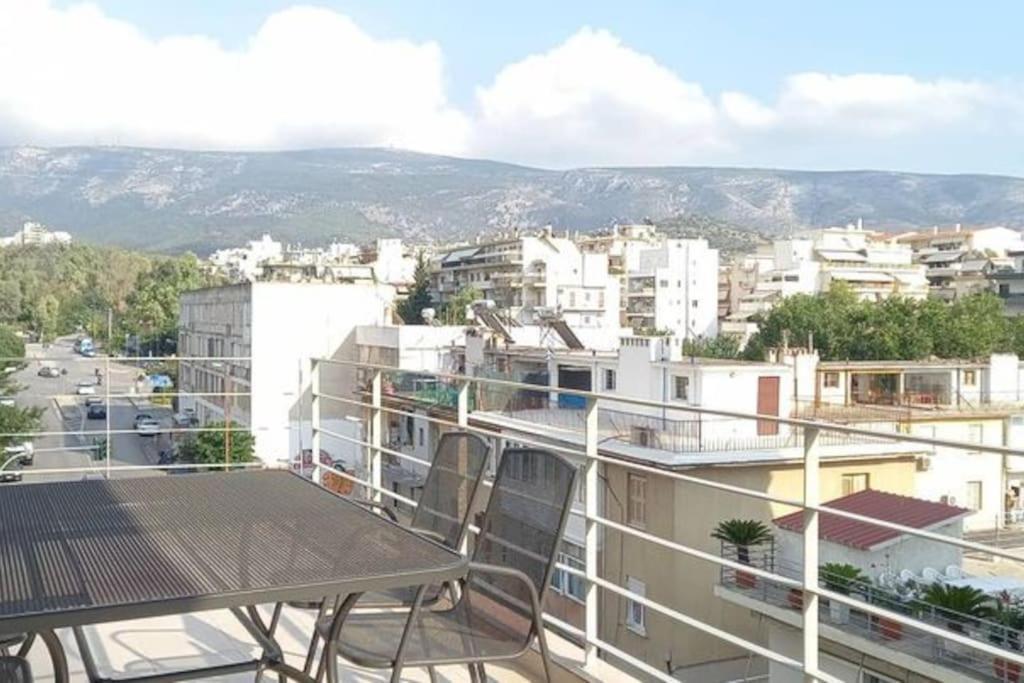 Apartamento (C4) Blue -Spacious 1bdr corner flat/balcony/view Atenas Exterior foto